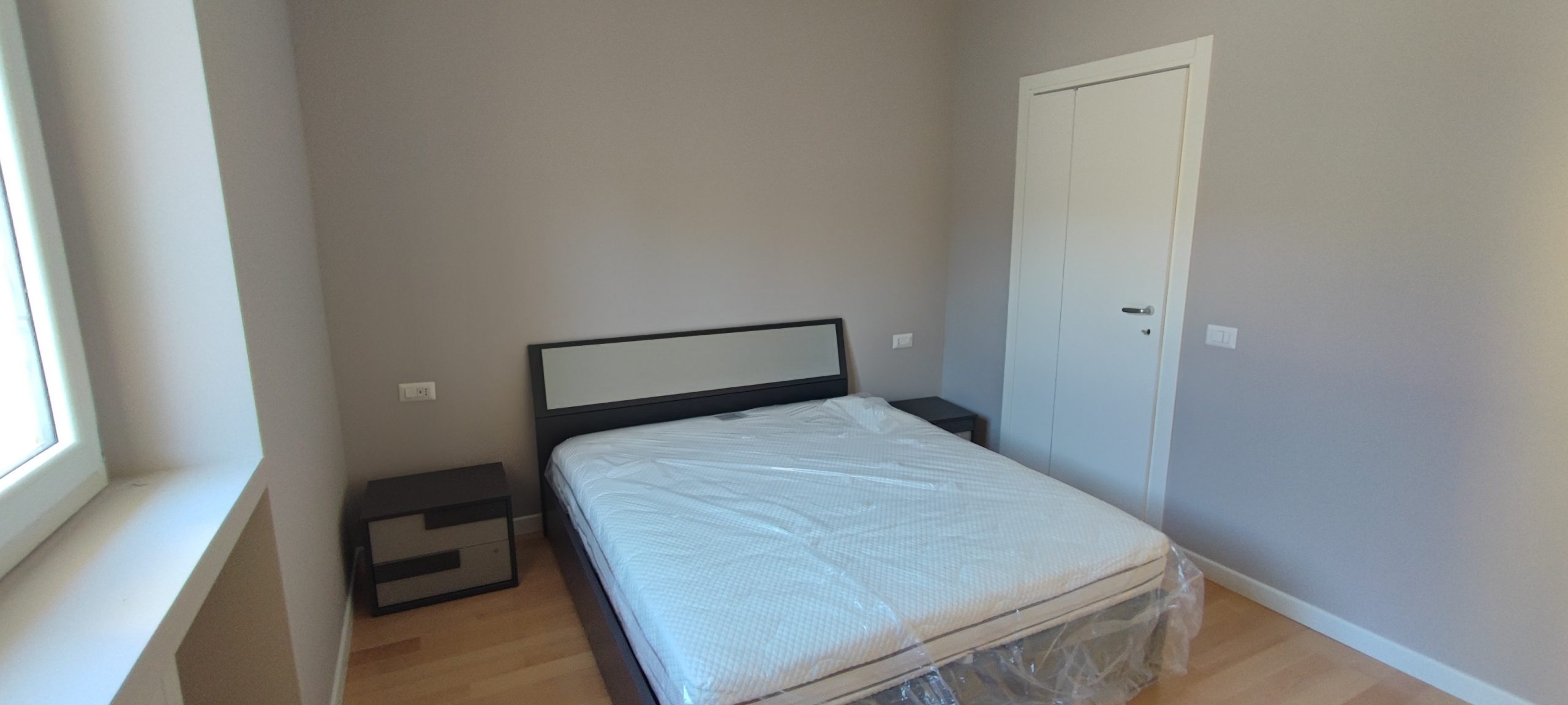 Una camera da letto della Curt del Fattur a Villasanta dopo la ristrutturazione Una camera da letto della Curt del Fattur a Villasanta dopo la ristrutturazione